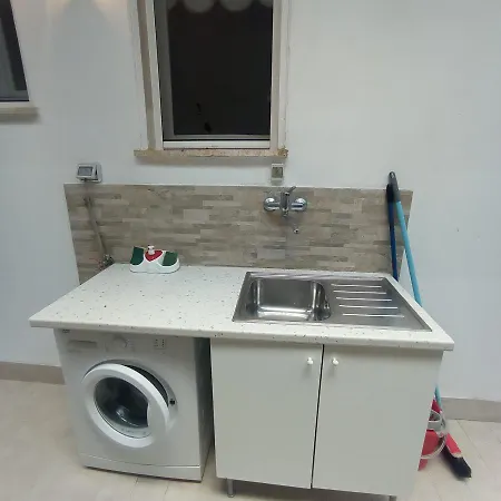 アパート Via Dei Glicini *